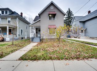 735 Sexton St #2, Aurora, IL 60505