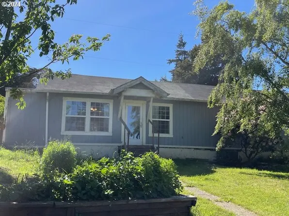 1159 S 10th St, Coos Bay, OR 97420