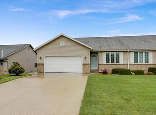 2117 Chestnut St UNIT 1, West Bend, WI 53095