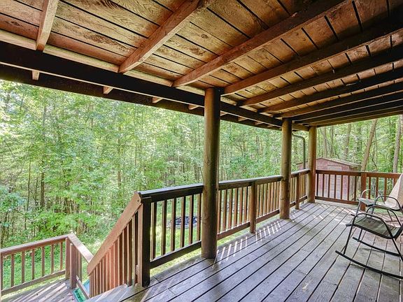 4th image of 1011 Poplar Dr