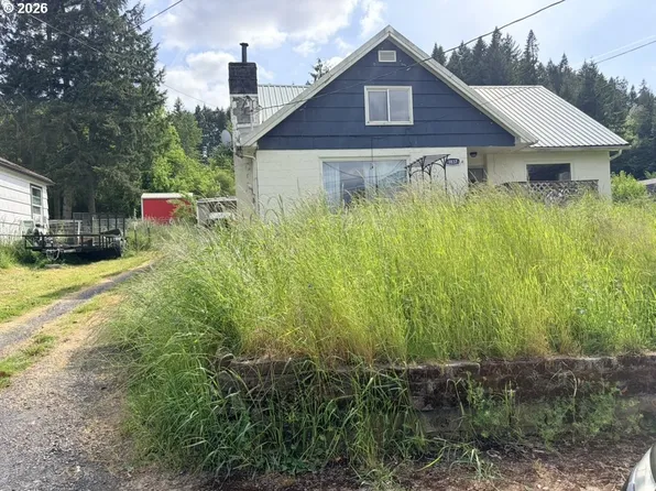 1837 Cedar St, Sweet Home, OR 97386