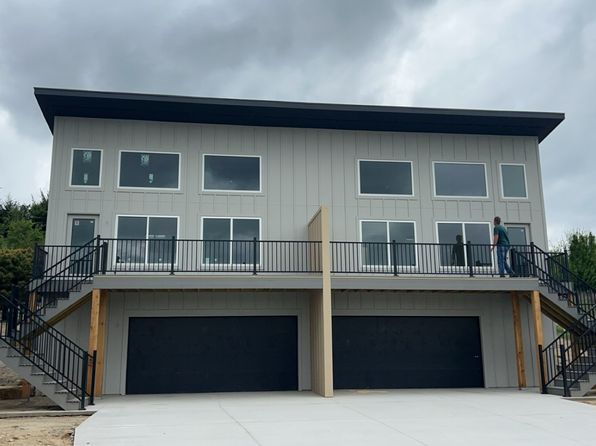 2900 SW Villa West Dr
