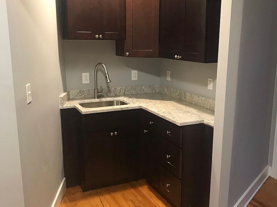 1st image of 108 Columbine Ave Fl 3rd