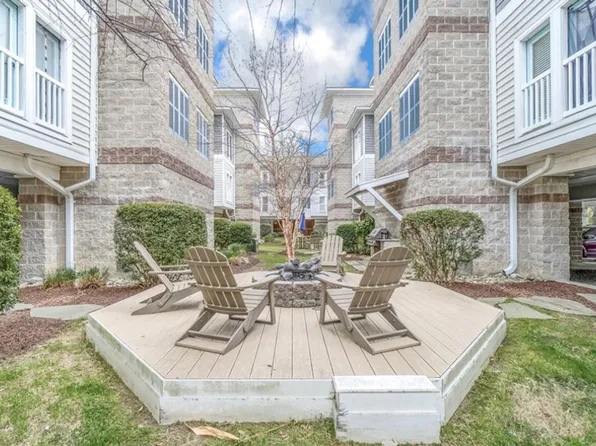 7922 Shore Dr, Norfolk, VA