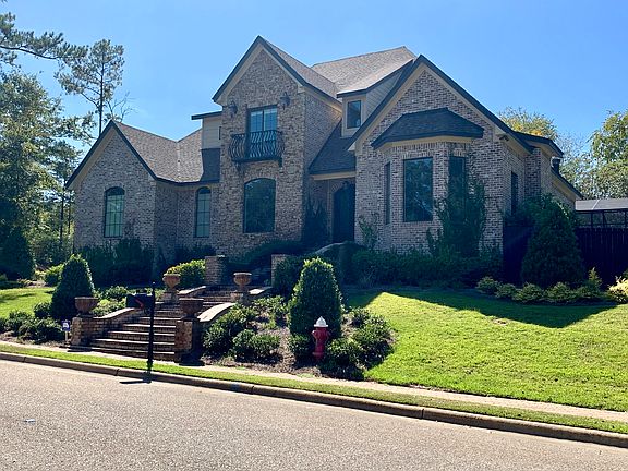 2nd image of 114 Royal Orleans Ct