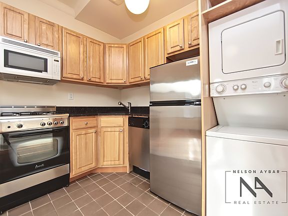 2nd image of 898 Union St APT 4B