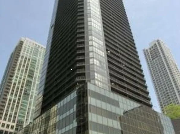10 E Ontario St APT 1508, Chicago, IL 60611