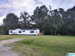 155 Creekside Dr, Gadsden, AL 35903