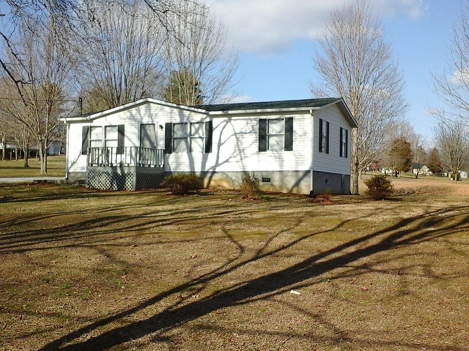 1st image of 2717 Tuckaleechee Pike