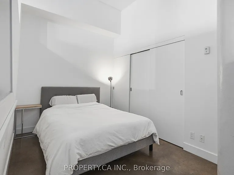 233 Carlaw Ave #325 — Photo 15