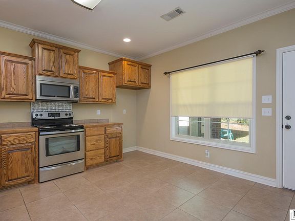 4th image of 104 Hedge Hill Dr