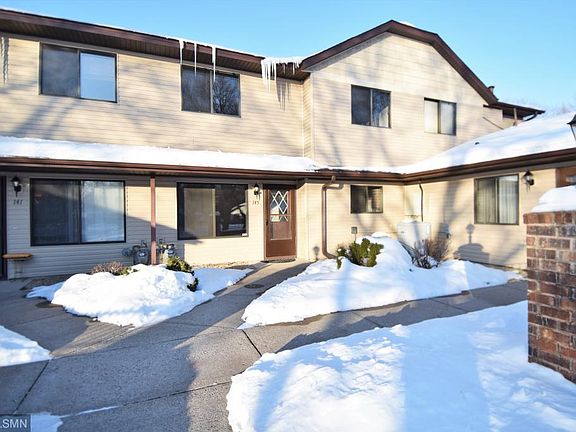 3rd image of 145 96th Ln NE