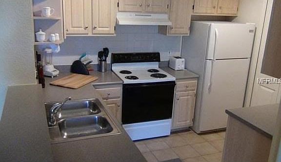 4th image of 8818 Dunes Ct APT 106