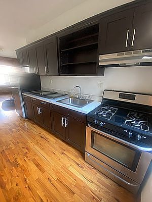 5th image of 459 E 22nd St #1A