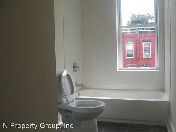 5th image of 2201 N 10th St #A