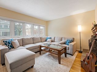 47 Winslow Rd #1A, Brookline, MA 02446