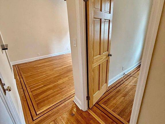 5th image of 1411 2nd Ave Floor 4