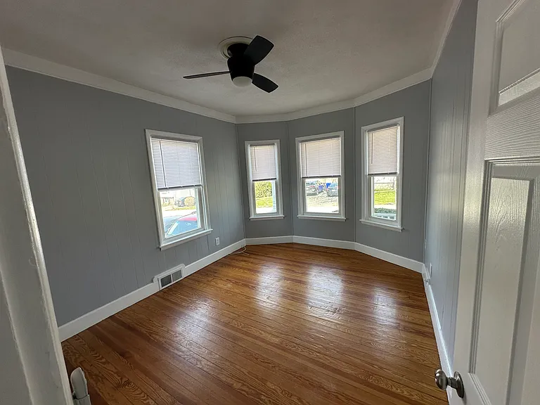 6 Robin St #1 — Photo 9