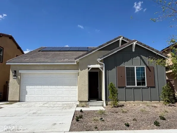 3714 Leafgreen Rd, Corona, CA 92883