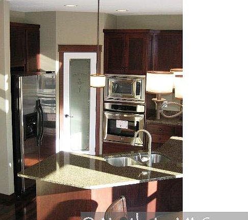 3rd image of 2562 Dahl Avenue