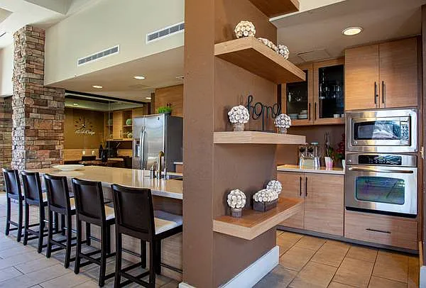 Rock Ridge Apartments — Photo 16