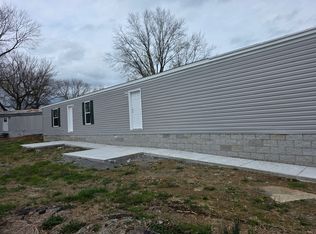 28 Yoakum Cir, Hopkinsville, KY 42240