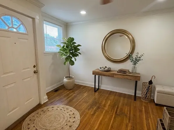 1204 Cambridge St, Cambridge, MA