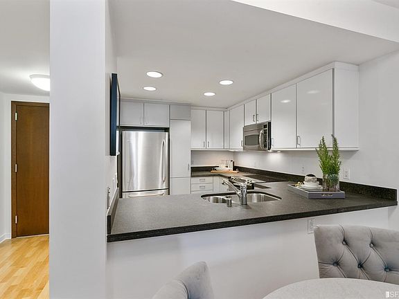 5th image of 451 Kansas St Unit 447