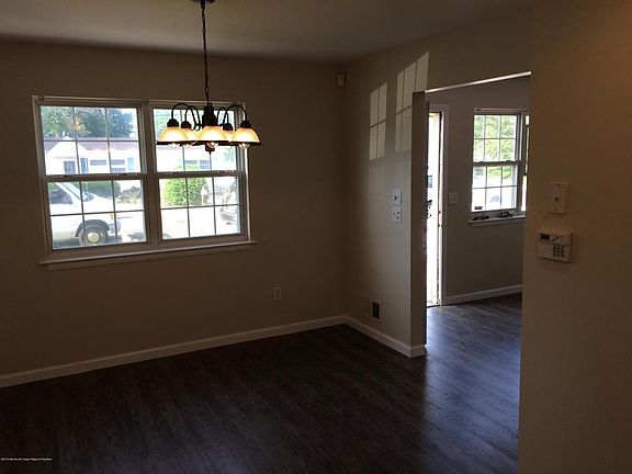 5th image of 2305 5th Ave