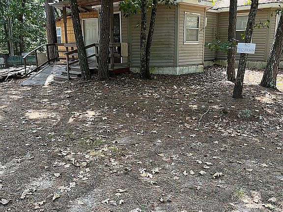 3rd image of 57591 E 330th Rd