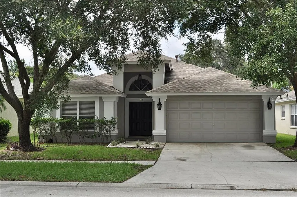 3 bed, 1859 sqft, $2,200 — Photo 1