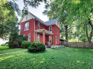 609 S 13th St, Quincy, IL 62301
