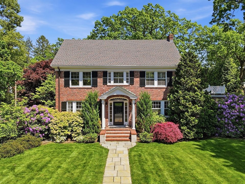 1st image of 80 Hollingsworth Ave
