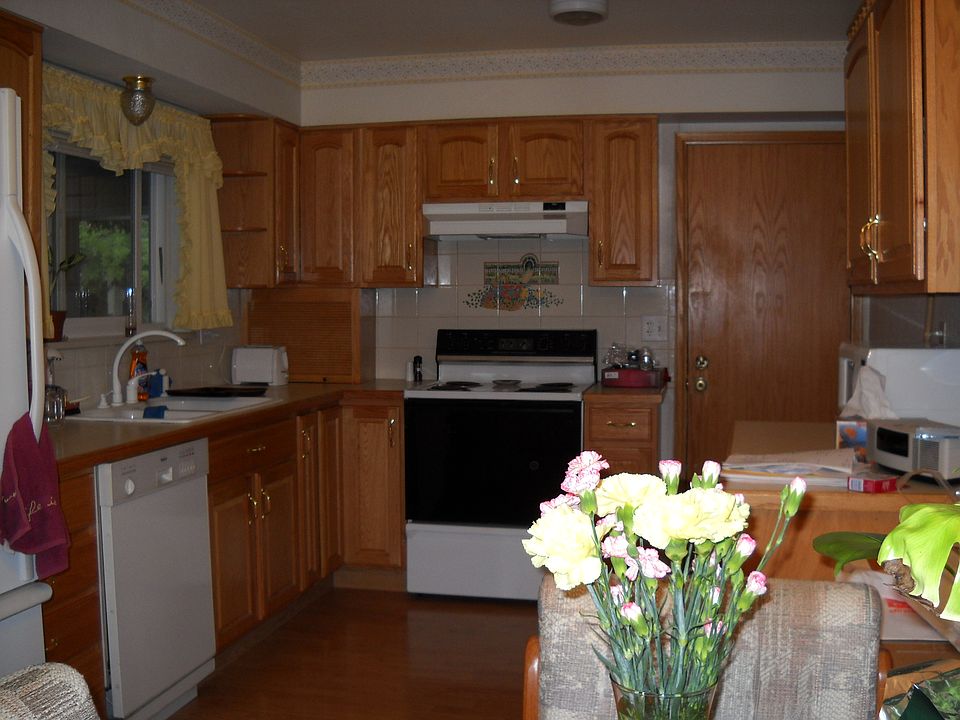 Huge Kitchen