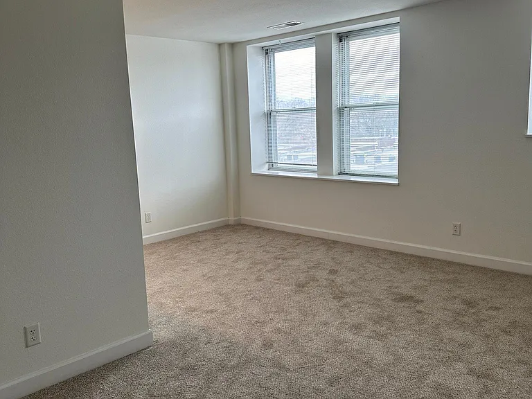 5330 Pershing Ave #503 — Photo 5