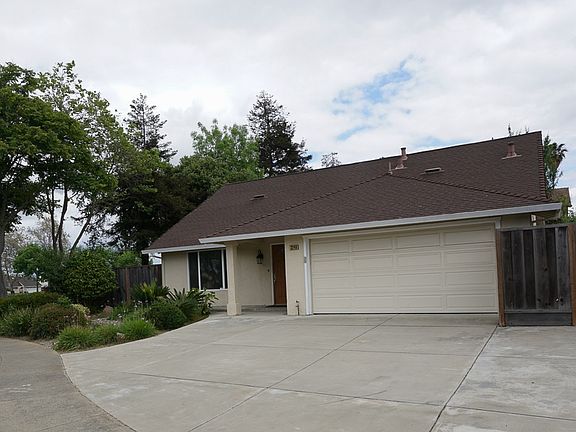 5th image of 3240 Santa Clara Ct