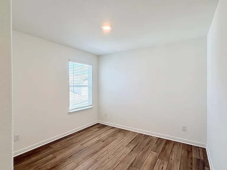 10838 Emerick St — Photo 22
