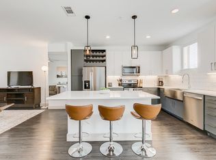 220 E Broadway Ave APT 1403, Fort Worth, TX 76104