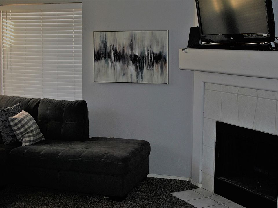 2nd image of 1437 E South Fork Dr