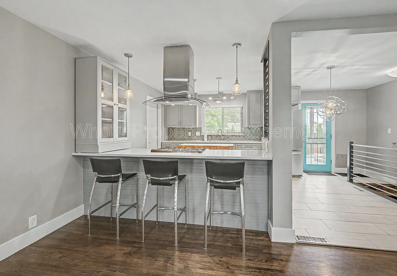 3 bed, 2.0 bath, 1850 sqft, $3,395 — Photo 3