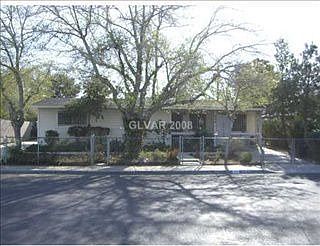 1st image of 34 Sacramento Dr