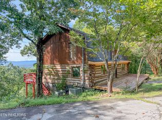 2834 Honeysuckle Trl, Rockford, TN 37853