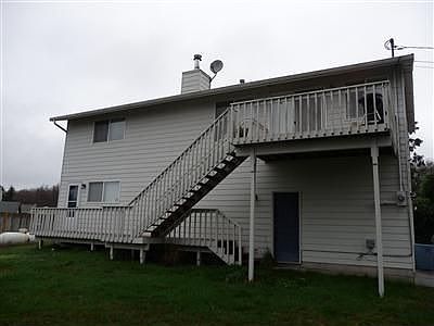 2nd image of 1126 Dewey Dr