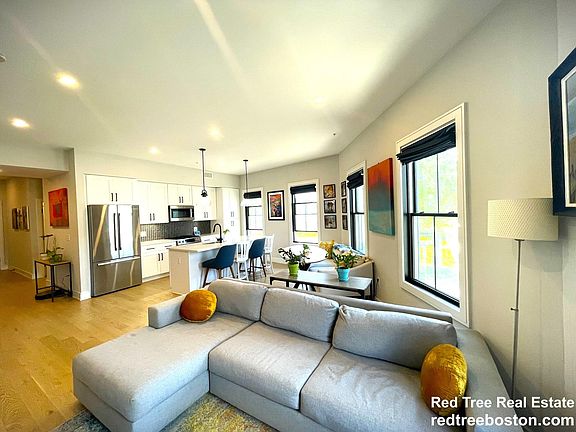 3rd image of 37 Horace St #21