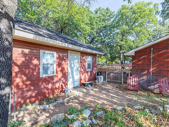 4th image of 1807 Sandpiper Dr