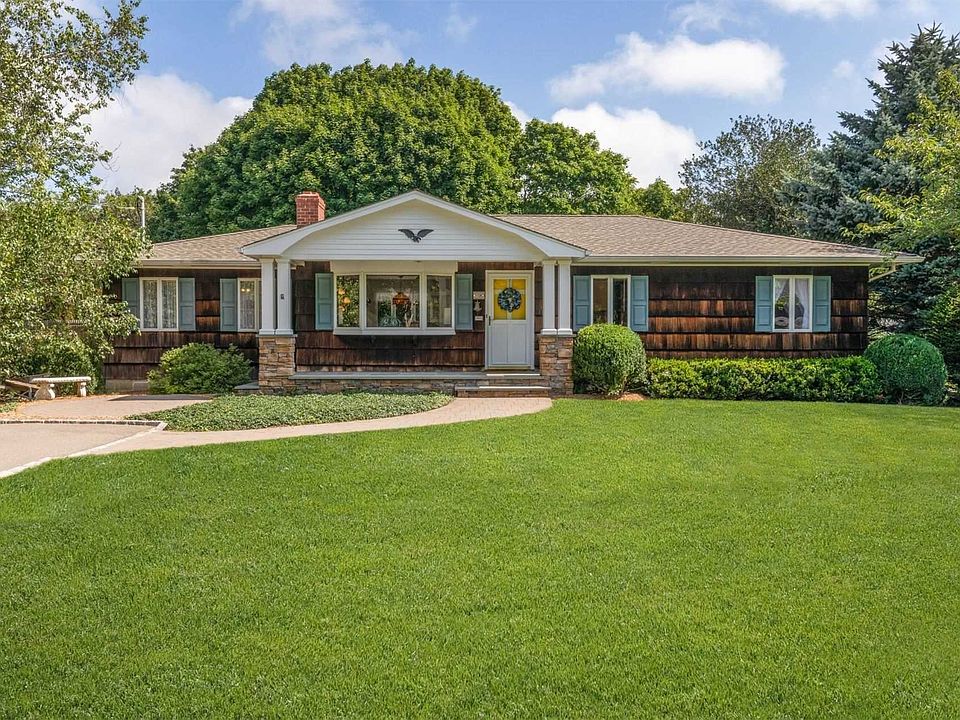 1st image of 390 Henrys Ln