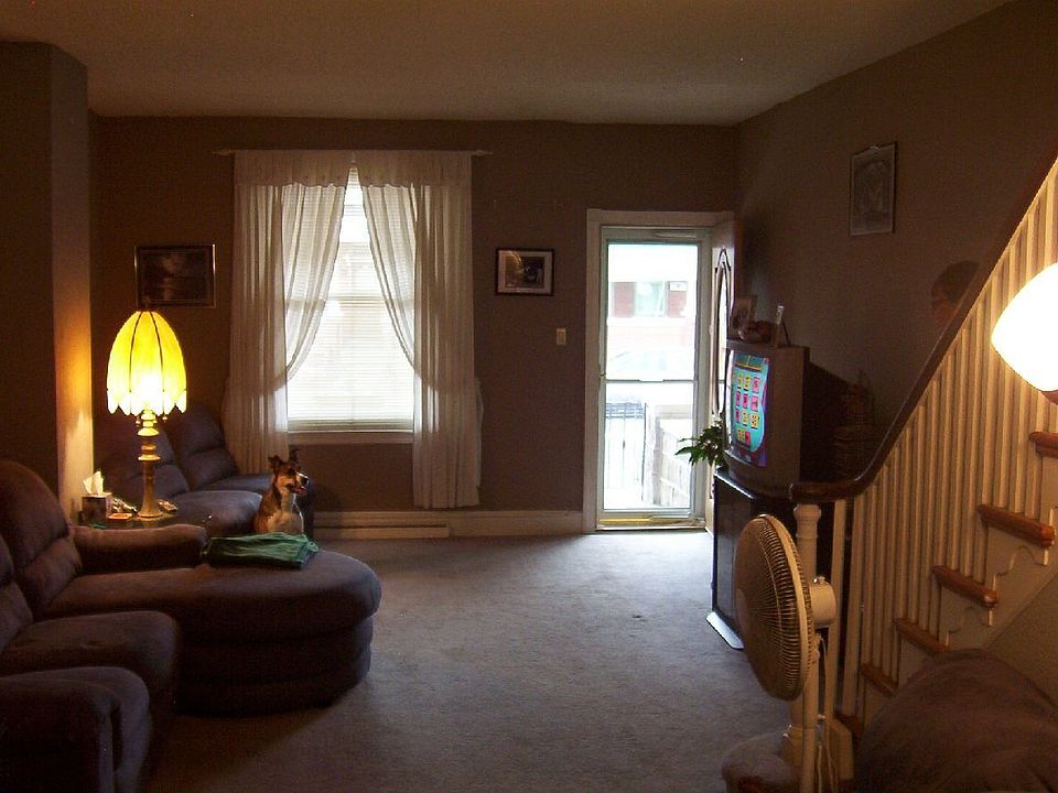 1st image of 2655 E Ontario St