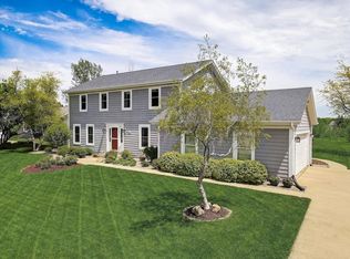 W203S7864 Wood Berry Ln, Muskego, WI 53150