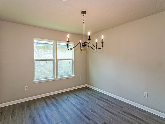 5th image of 11903 Bonaparte Dr