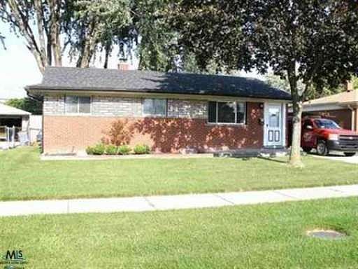 2nd image of 30170 Iroquois Dr